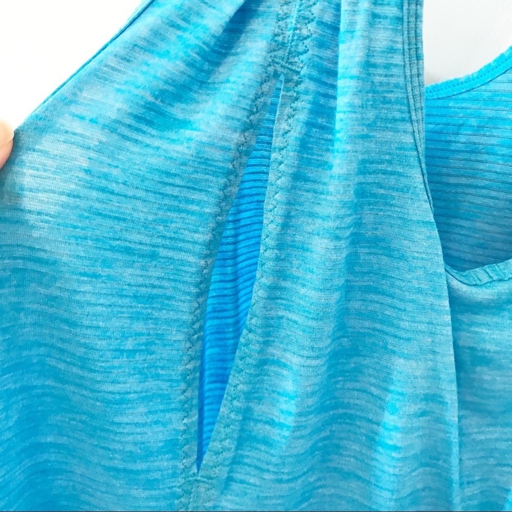 Lululemon Racerback Turquoise Blue Tank Size Small - Picture 3 of 4
